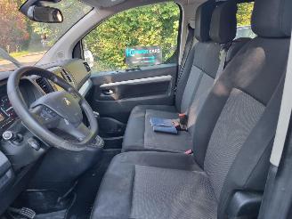 Peugeot Traveller BlueHDI 120 XL 9 Stoelen Navi Airco picture 16