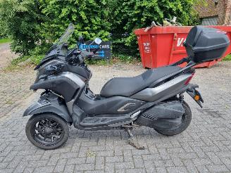 Yamaha  Tricity 300 ABS picture 2