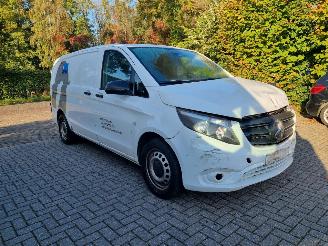 Damaged car Mercedes Vito 116 CDI Aut Lang 2x Schuifdeur 2023/7