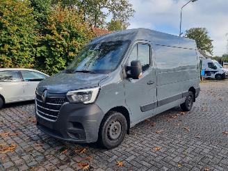 skadebil bedrijf Renault Master DCI 135 L2 H2 Airco 2024/2
