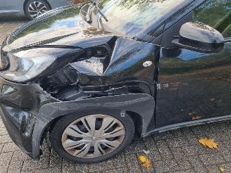 Toyota Aygo X 1.0 VVTI Airco Camera picture 9
