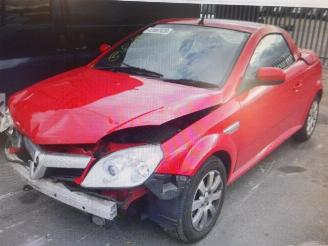 Vrakbiler auto Opel Tigra  2009/1