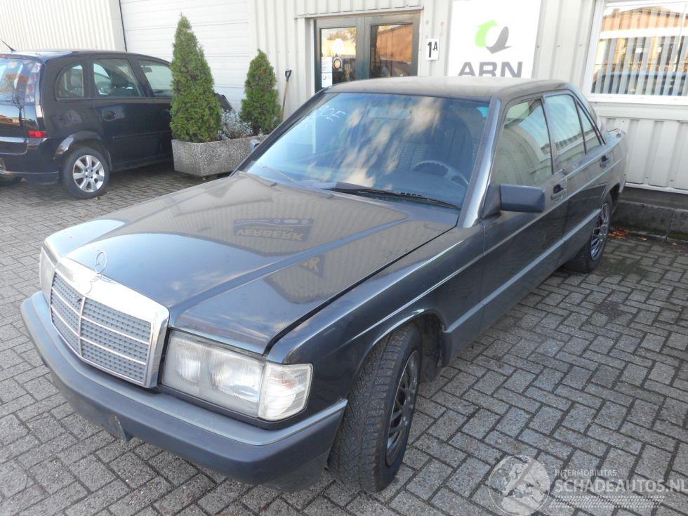 Mercedes 190-serie 190 e