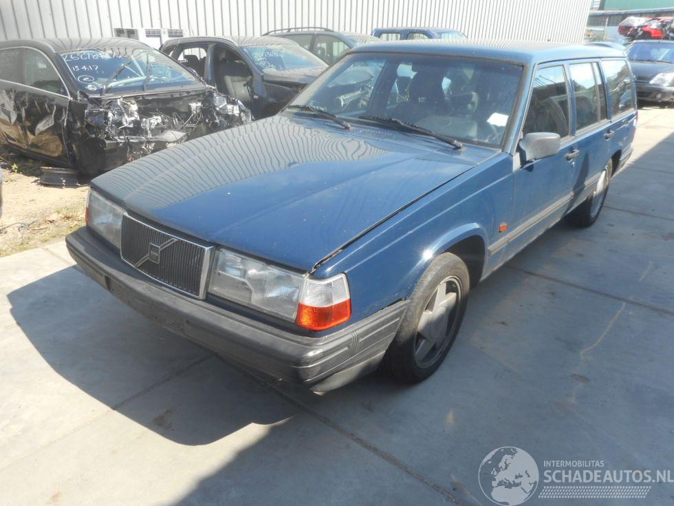 Volvo  945 2.0  turbo