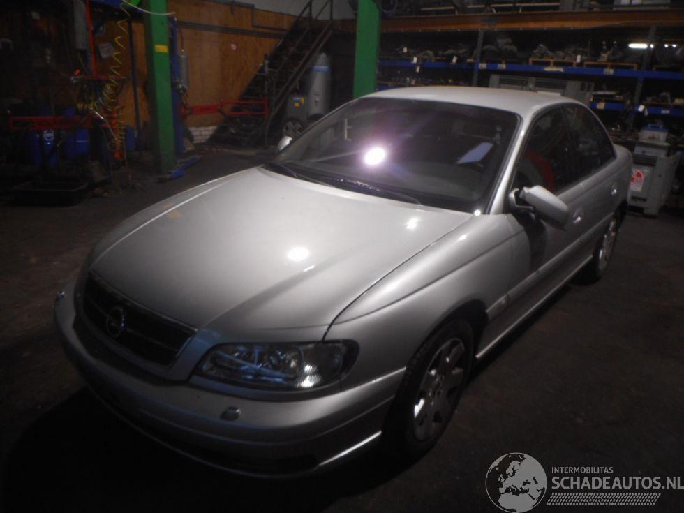 Opel Omega 2.6 v6