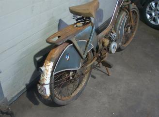 Overige  peugeot bb klassieke bromfiets. picture 2