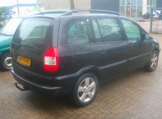 Opel Zafira  picture 4