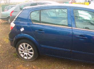 Opel Astra  picture 4