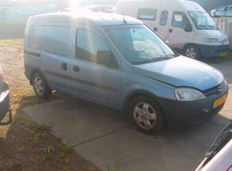 skadebil auto Opel Combo 1.6 8 klepper 2004/1