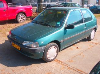 Peugeot 106  picture 1