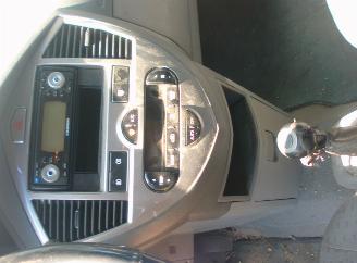 Kia Carens  picture 8