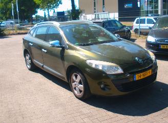 krockskadad bil auto Renault Mégane  2010/9