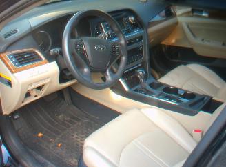 Hyundai Sonata  picture 6