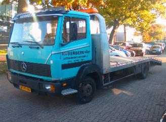 skadebil auto Mercedes Ecoliner 817 1987/1