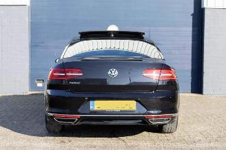 Volkswagen Passat 1.4 TSI ACT 3X R-LINE PANO/LEDER/LED/NAVI/CLIMA SCHADEVRIJ/DAMAGEDFREE picture 27