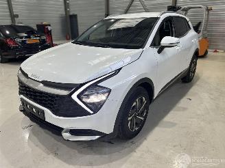 Voiture accidenté Kia Sportage hev new car automaat led etc full drivable 2025/6