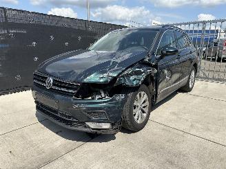 Volkswagen Tiguan 1.4 TSI DSG | NAVI | APP-C | LED | PARKING SENSORS | STOELVERW. | CLIMATE | ACC picture 3