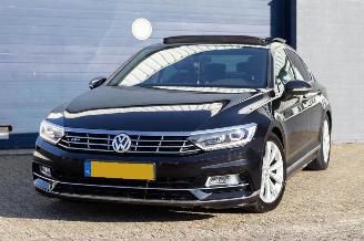 Coche accidentado Volkswagen Passat 1.4 TSI ACT 3X R-LINE PANO/LEDER/LED/NAVI/CLIMA SCHADEVRIJ/DAMAGEDFREE 2016/8