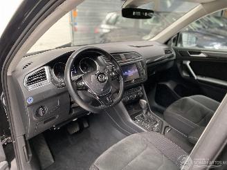 Volkswagen Tiguan 2.0 TSI DSG 4-MOTION/NAVI/LED/CAMERA/PARKASS/ALCANTARA/VOL! picture 6