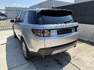 Land Rover Discovery Sport 2.0 TD4 CAMERA/LINEASSIST/LED/LEDER/VOL! RIJDBAAR! picture 6