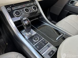 Land Rover Range Rover sport 3.0 HSE / PANORAMA / 360 CAMERA / FULL OPTIONS picture 11