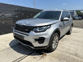  Land Rover Discovery Sport 2.0 TD4 CAMERA/LINEASSIST/LED/LEDER/VOL! RIJDBAAR! 2015/12