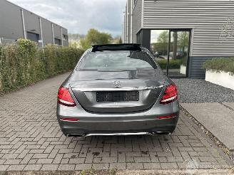 Mercedes E-klasse 200 AMG PANO/LED/19INCH picture 8