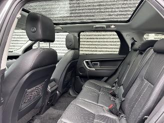 Land Rover Discovery Sport 2.0 TD4 PANO/CAMERA/LEDER/TREKHAAK/MERIDIAN/LED/RIJDBAAR! picture 11
