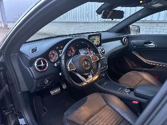 Mercedes Cla-klasse AMG CLA180 / NAVI / LED / ALCANTARA / PDC / MFS picture 14
