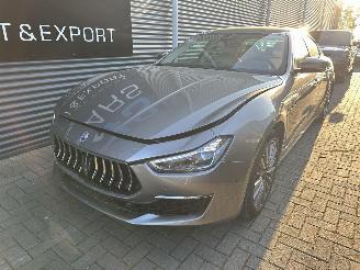 Vaurioauto  passenger cars Maserati Ghibli 3.0 V6 Q4 Gran-Lusso Aut / SOFT-CLOSE / MINIMAL DAMAGE 2018/11