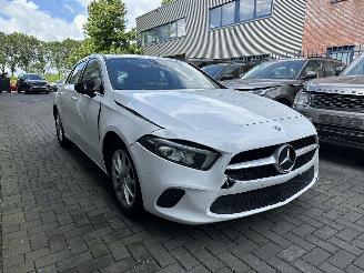 Vaurioauto  passenger cars Mercedes A-klasse A180d GROOT SCHERM/LED/CAMERA 2019/7