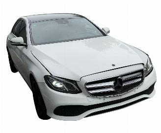 Mercedes E-klasse LED / CAMERA / NAVIGATIE / AMG VELGEN picture 4