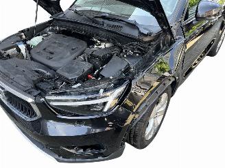 Volvo XC40 1.5 T3 R-Design NAVI/LED/CAMERA/FULL ASSIST/LEDER/VOL OPTIES! picture 8