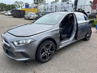 Coche siniestrado Mercedes A-klasse  2019/1