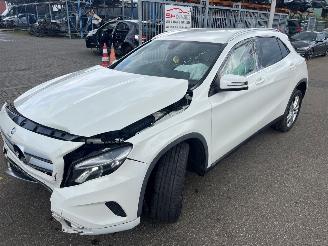 Uttjänta bilar auto Mercedes GLA  2014/1