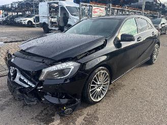 Vrakbiler auto Mercedes A-klasse W176 2012/10