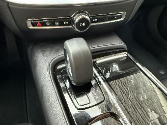 Volvo V-60 2.0 T6 AWD Recharge 253PK Aut. Ultimate Bright VOL! picture 27