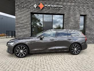 Avarii autoturisme Volvo V-60 2.0 T6 AWD Recharge 253PK Aut. Ultimate Bright VOL! 2023/10
