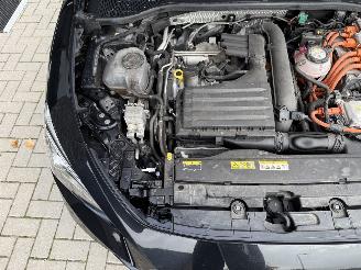 Seat Leon FR 1.4 TSI e-Hybrid 204PK DSG PANO VOL! picture 46
