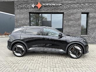 Unfallwagen Renault Scenic E-TECH EV87 Long Range 218PK Aut. Iconic PANO VOL! 2024/10