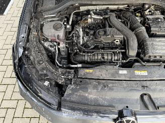 Volkswagen Passat VARIANT NEW MODEL! 1.5 eTSI 150PK DSG7 Elegance picture 39