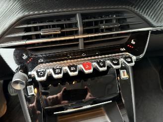 Peugeot 208 NEW MOD! 1.2 Turbo 101PK Allure picture 27
