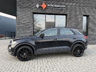 uszkodzony samochody osobowe Volkswagen T-Roc 1.5 TSI 150PK DSG7 Style 2020/10