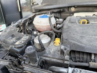 Volkswagen T-Roc 1.5 TSI 150PK DSG7 Style picture 37