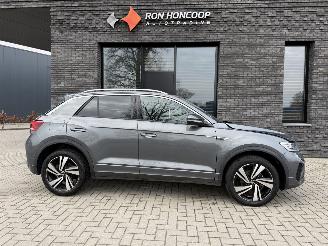 Voiture accidenté Volkswagen T-Roc 1.5 TSI 150PK DSG7 R-Line 2025/3