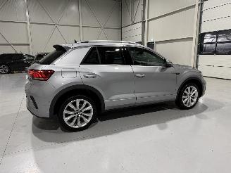 Volkswagen T-Roc 1.5 TSI 150PK DSG7 R-Line picture 3