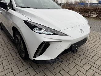 MG MG4 Electric Luxury 64kWh 204PK Aut. picture 39