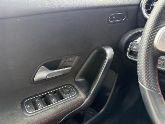 Mercedes A-klasse A200 163PK 7G-DCT AMG-Line picture 32