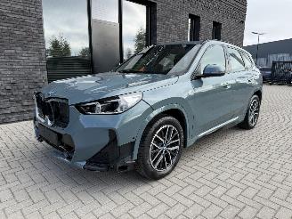 BMW iX1 eDrive20 67kWh 204PK M-Sport picture 3