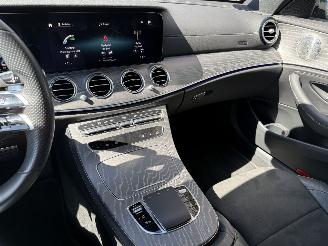 Mercedes E-klasse Estate E300e 320PK AMG PANO FULL OPTIONS! picture 23